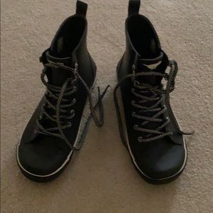 Rocket Dog rain boots